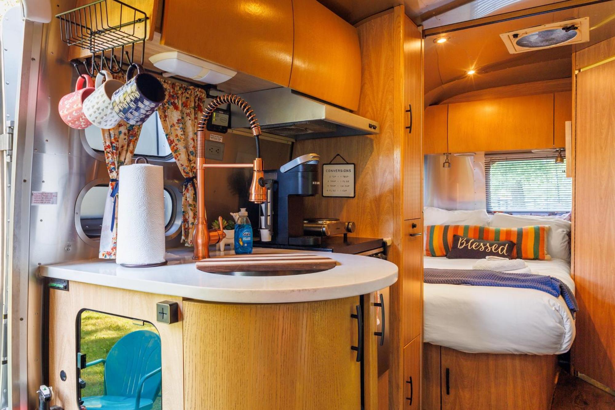 Cozy 1Br Airstream Near Leipers Fork - Sleeps 3 Apartment Franklin Luaran gambar