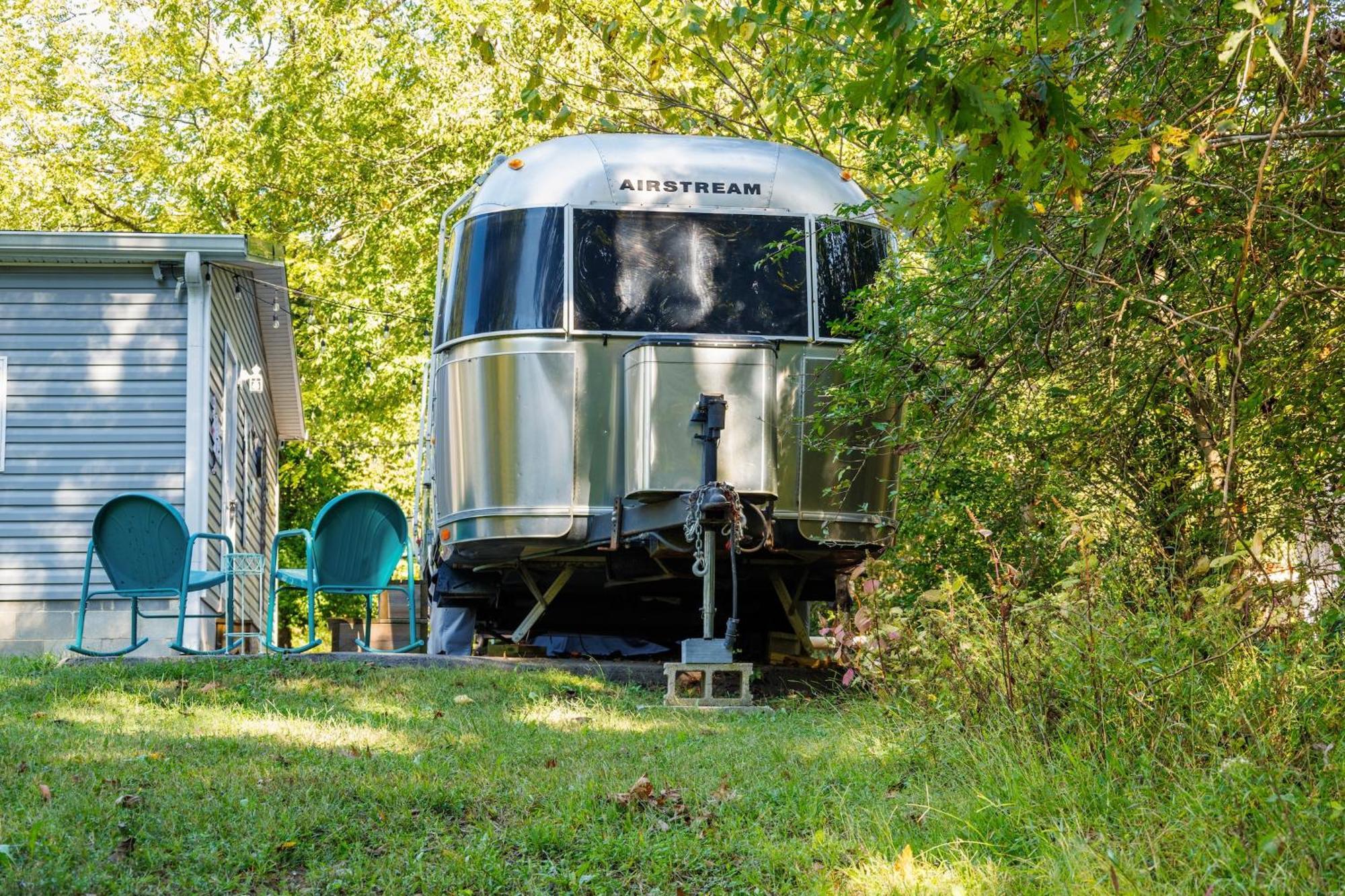 Cozy 1Br Airstream Near Leipers Fork - Sleeps 3 Apartment Franklin Luaran gambar