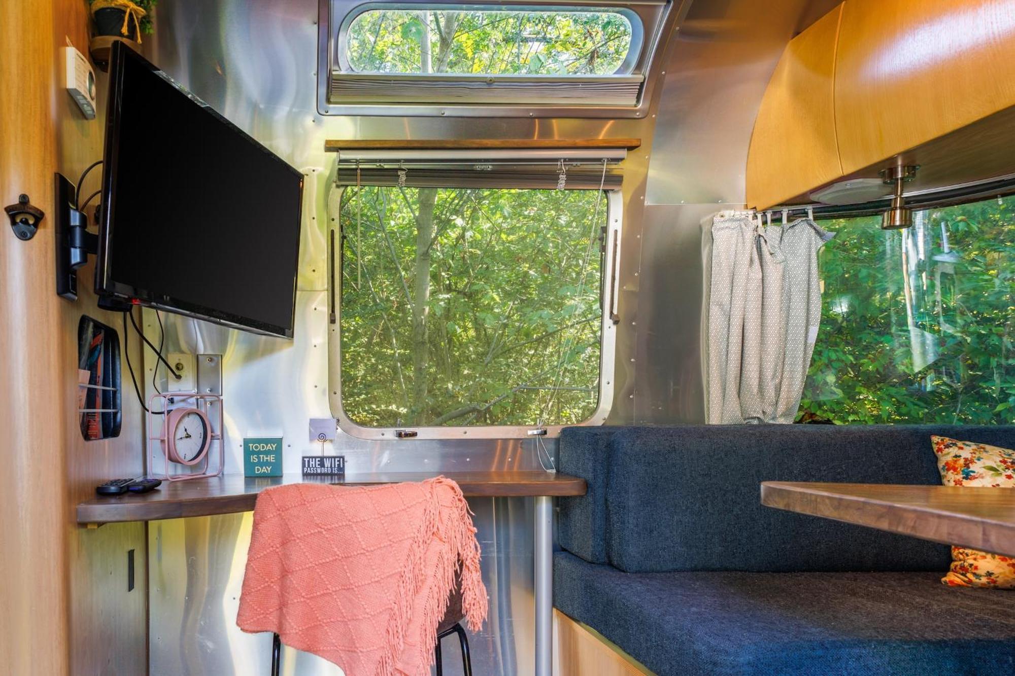 Cozy 1Br Airstream Near Leipers Fork - Sleeps 3 Apartment Franklin Luaran gambar