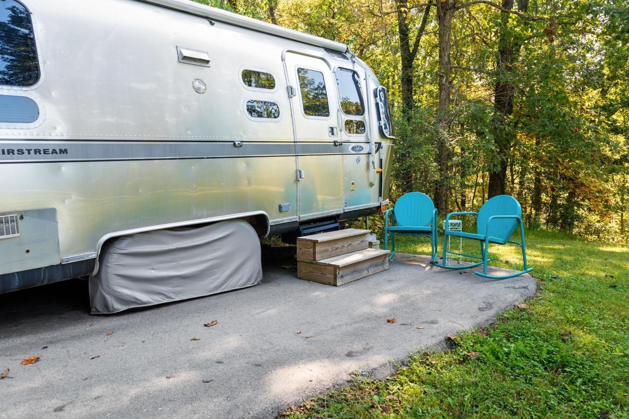 Cozy 1Br Airstream Near Leipers Fork - Sleeps 3 Apartment Franklin Luaran gambar